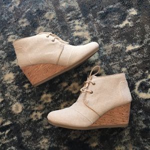 Toms desert wedge